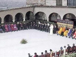 1986 fand das erste der umstrittenen interreligiösen Assisi-Treffen statt, die von der Gemeinschaft von Sant'Egidio ausgerichtet werden.