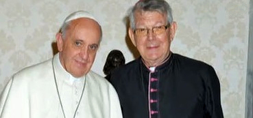 Der österreichische Missionsbischof Erwin Kräutler mit Papst Franziskus: "Unter Franziskus gehen Türen auf"
