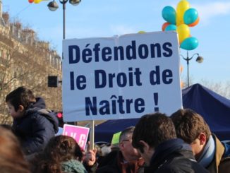 Mehr als 50.000 Menschen nahmen trotz eisiger Kälte am 22. Januar in Paris am "Marsch für das Leben" teil und forderten ein Ende der Abtreibung und sagten Nein zu freiheitsfeindlichen Gesetzen, mit denen die Meinungsfreiheit eingeschränkt werden soll.