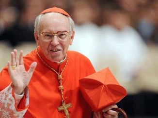 Kardinal Giovanni Battista Re ist zum ranghöchsten Kardinal der katholischen Kirche nach dem Diakon (Vorsitzender des Kardinalskollegiums) aufgestiegen.