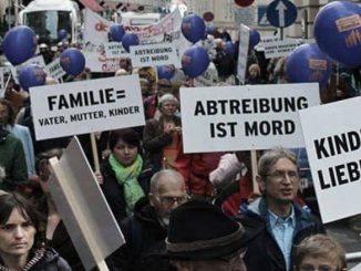 Marsch für die Familie, bereits ein Fixpunkt in Wien und Kontrastprogramm zur "Regenbogenparade"