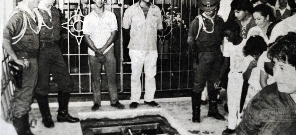 1989: Abschied am Grab des ermordeten Bischofs von Arauca, Msgr. Jesus Emilio Jaramillo Monsalve MXY