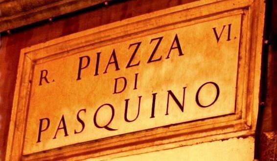 "Piazza di Pasquino" am südwestlichen Ende der Piazza Navona, auf der sich die Statue des "Pasquino" befindet. Stephanus Flavius verfaßte neue "Pasquinaten" zur Amtsführung von Papst Franziskus.