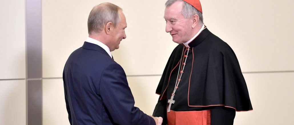 Wladimir Putin und Kardinalstaatssekretär Parolin am Mittwoch bei Sotschi