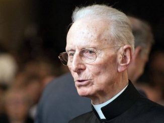 Msgr. Brunero Gherardini ist gestern im Alter von 92 Jahren gestorben. Der namhafte Theologe betrachtete das Zweites Vatikanische Konzil als offene Frage und forderte mit Blick auf die Kirchenkrise dazu auf, endlich die "ausstehende" Diskussion darüber zu führen.