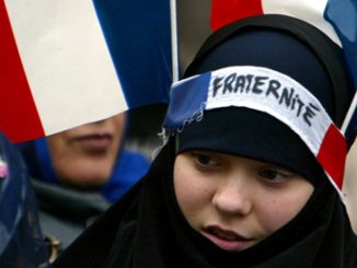Islamisierung und Radikalisierung an Frankreichs Schulen, geschildert von einem ehemaligen Schuldirektor, der sein Schweigen gebrochen und ein Buch geschrieben hat.