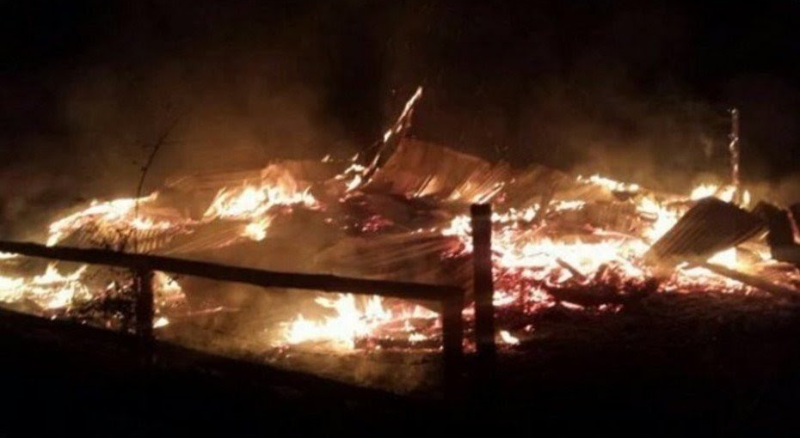 Attentat linksradikaler Mapuche: Kirche niedergebrannt