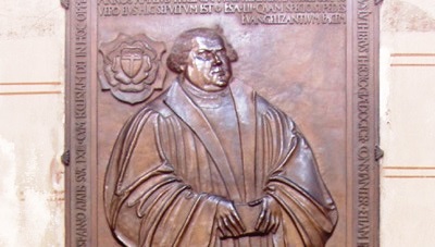 Bronzeepotaph (1548), ursprüglich für Luthers Grabmal gedacht. d