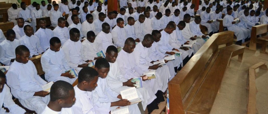 Priesterseminar von Jos. Am Brennpunkt des Konfliktes zwischen Muslimen und Christen sind die Priesterseminare voll.