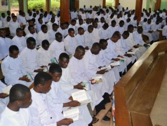 Priesterseminar von Jos. Am Brennpunkt des Konfliktes zwischen Muslimen und Christen sind die Priesterseminare voll.