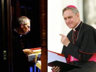 Msgr. Guido Marini und Msgr. Georg Gänswein im Amt von Papst Franziskus bestätigt?