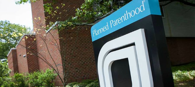 Planned Parenthood mußte 2017 32 Abtreibungskliniken in den USA zusperren.