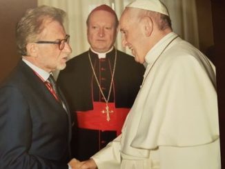 Papst Franziskus mit Prof. Päpstliche Lateinakademie: Ivano Dionigi mit Papst Franziskus (im