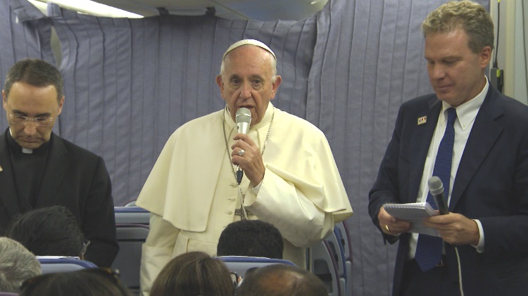 Papst Franziskus: Fliegende Pressekonferenz auf dem Rückflug von Peru.