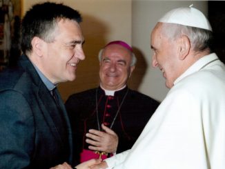 Zölibatsabschaffung Papst Franziskus mit Santiago Martin