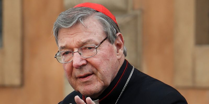 Kardinal Pell muß sich vor einem australischen Gericht verantworten. Die Hauptanschuldigungen wurden jedoch fallengelassen.