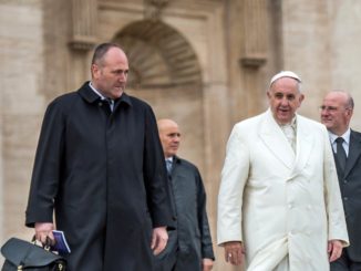 Papst Franziskus' ökumenische Pilgerreise nach droht das Bistum Freiburg,Genf und Lausanne in den Konkurs zu stürzen.