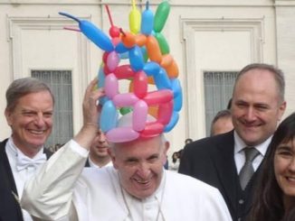 Papst Franziskus bereitet keine neuen Bestimmungen für den Kampf gegen klerikale Pädophilie vor