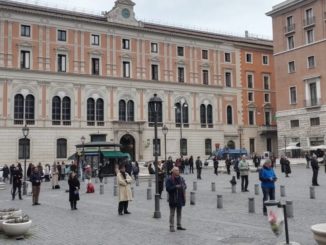 Protest gegen „Mauer des Schweigens“ in Rom