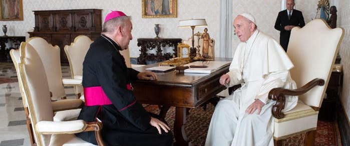 Nuntius Ventura mit Papst Franziskus: Neue Anschuldigung aus Kanada.
