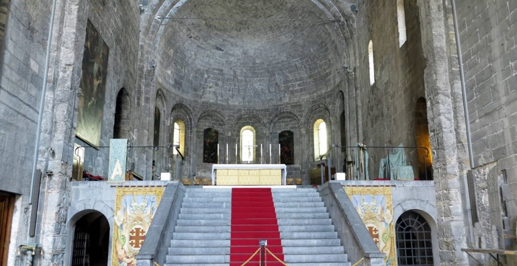 Santo Stefano, Inneres