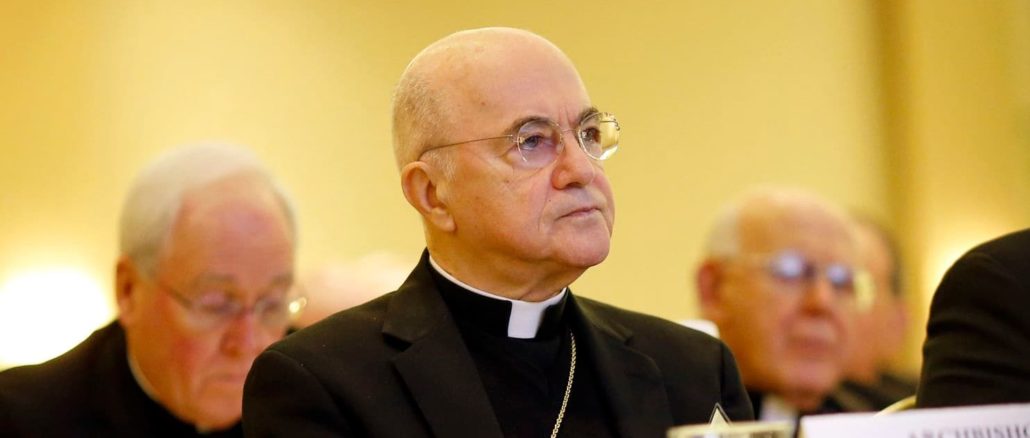 Erzbischof Carlo Maria Viganò findet in seinem Interview mit der Washington Post klare Worte über die Existenz einer „Homo-Mafia“ in der Kirche, nicht zuletzt auch unter den Bischöfen. Sie „sabotiert“ alle Bemühungen, die sexuelle Korruption, den Mißbrauch und die Glaubwürdigkeitskrise zu überwinden.