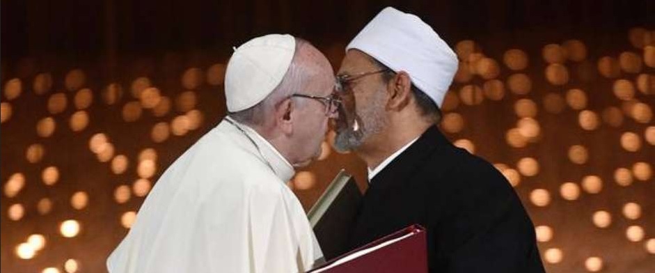 Harte Kritik an der von Papst Franziskus unterzeichneten und jüngst erneut verteidigten Abu Dhabi-Erklärung übt der Schweizer Bischof Marian Eleganti.