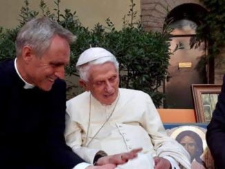 Benedikt XVI. mit Mariusz Kucinski