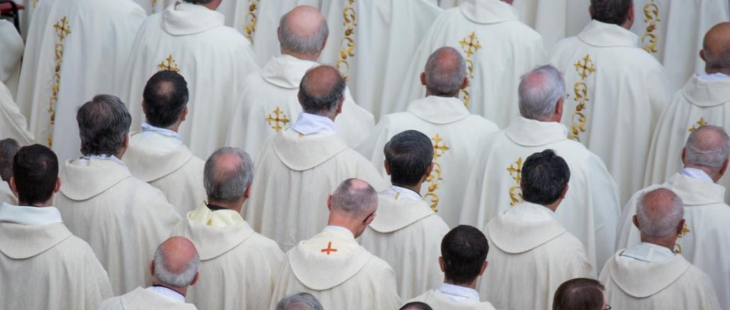 Was sagen die Bischöfe des deutschen Sprachraums zu verheirateten Priestern?