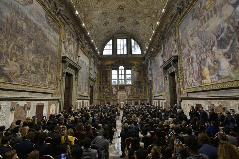 Papst forderte vor Strafrechtlern die Staatsführer auf, Strafen gegen die Ökologie ins Strafgesetzbuch aufzunehmen