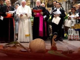 Heidnischer Götze mit Papst Franziskus im Petersdom: Erzbischof Carlo Maria Viganò geißelt das derzeitige Pontifikat