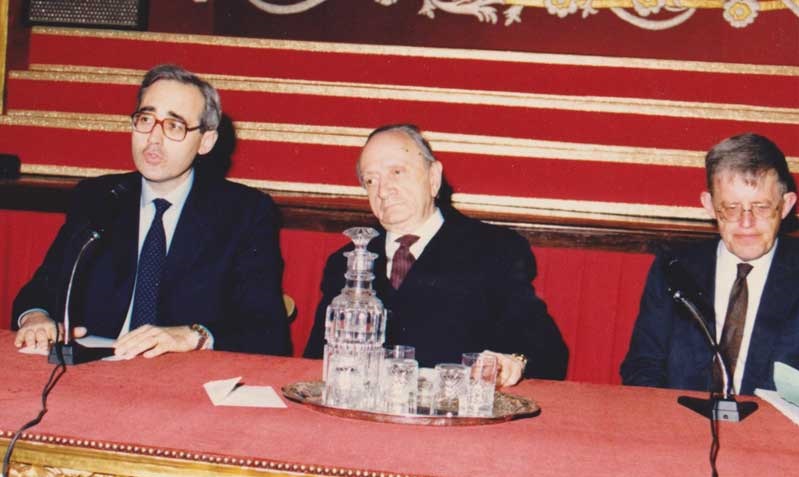 Von links: Roberto de Mattei, Augusto Del Nove und Jean de Viguerie 1987 im Palazzo Pallavicini in Rom.