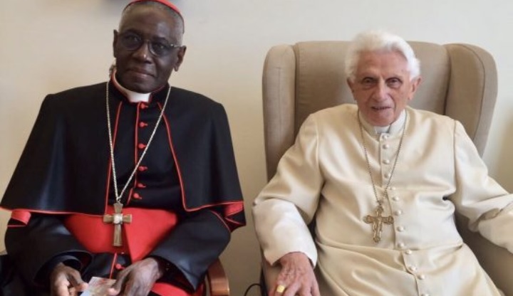 Benedikt XVI. mit Kardinal Sarah