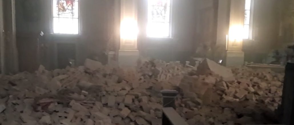 Die schwer beschädigte Zagreber Herz-Jesu-Kirche nach dem Erdbeben. Doch es gibt auch den Lichtblick, der als „Zeichen Gottes“ gedeutet wird.