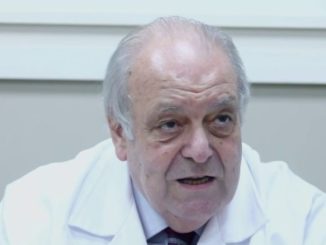 Prof. Filippo Maria Boscia, Vorsitzender der Katholischen Ärztevereinigung: „Handkommunion ist gefährlicher als Mundkommunion“.