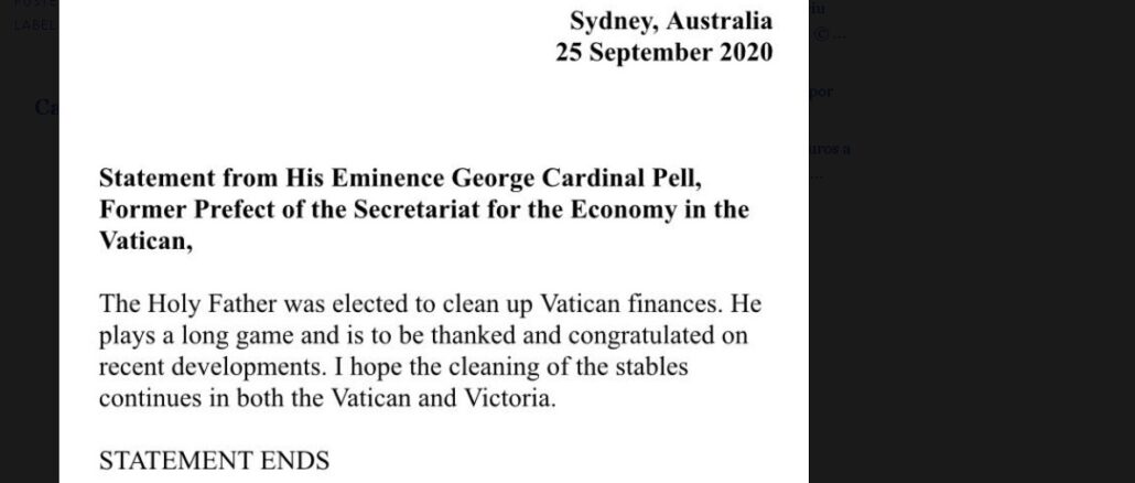 Kardinal Becciu droht mit "Verteidigung", während Kardinal George Pell dem Papst zum Auskehren des Stalles gratuliert.