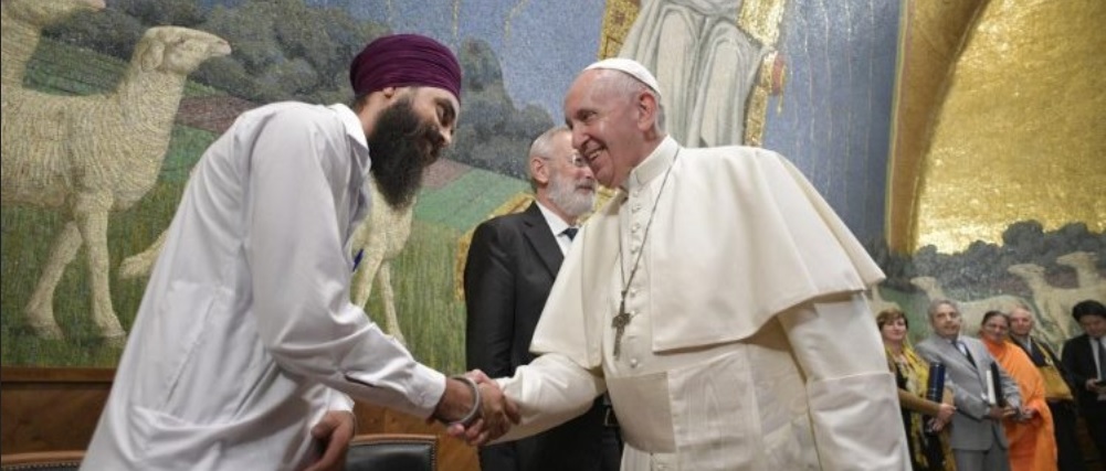 Papst Franziskus im September 2019 bei der Ankündigung des Globalen Bildungspaktes an der Lateranuniversität.