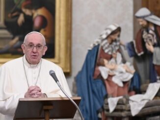 Papst Franziskus kritisierte Menschen, die sich den Corona-Einschränkugen nicht widerspruchslos unterwerfen..