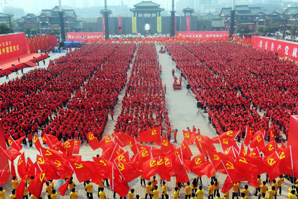 Chinas Kommunistische Partei feiert 2021 ihren 100. Geburtstag und will die verfolgten Christen zwingen, ihre Henker zu feiern.
