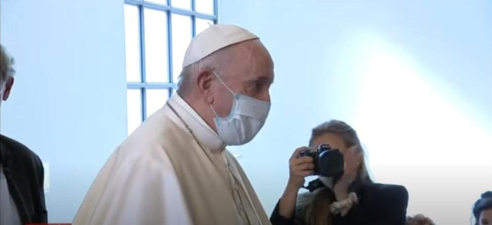 Papst Franziskus zu Besuch im Hauptquartier der Päpstlichen Stiftung Scholas Occurrentes in Trastevere.