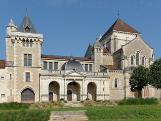Die Kirche über dem Geburtshaus des heilige Benhard von Clairvaux in Fontaines-les-Dijon wird von der Petrusbruderschaft betreut. Nun entschied der Erzbischofs, daß sie seine Diözese verlassen müssen.