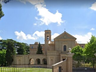 Die von 1933 bis 1984 bestehende Päpstliche Abtei St. Hieronymus in der Stadt.