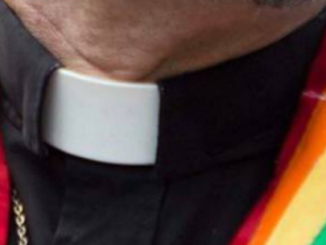 Der sexuelle Mißbrauchsskandal in der Kirche steht in engstem Zusammenhang mit der Homosexualität, dennoch treibt die Homo-Lobby ihre Agenda unerbittlich weiter – und lenkt die Kirche auf neue Klippen zu.