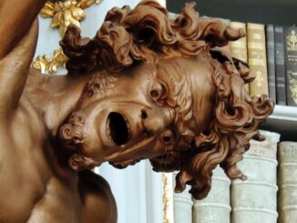 Der sich selbst ermächtigende Mensch: In dramatischen Zügen zeigt die Skulptur "Hölle" in der Stiftsbibliothek Admont den zur Verdammnis bestimmten Menschen. Sie stammt von Joseph Stammel um 1755–1760.
