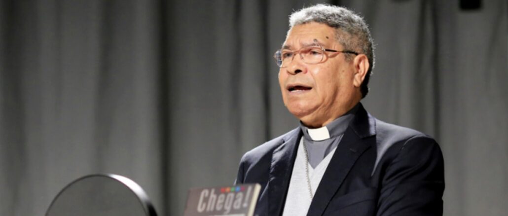 Ist Bischof Ximenes Belo, der von 1988 bis 2002 Oberhaupt der katholischen Kirche in Osttimor war und das Land in die Unabhängigkeit geführt hatte, ein homosexueller Mißbrauchstäter, der sich an Minderjährigen vergangen hat?