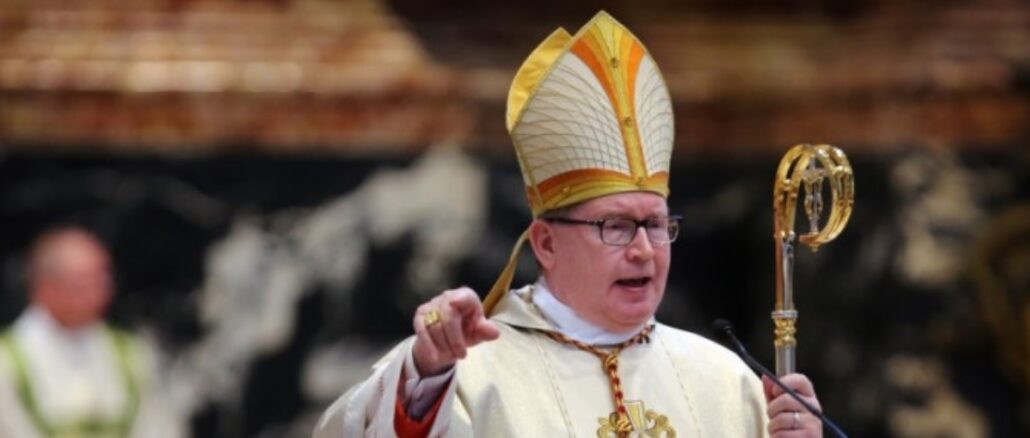 Während in Rom ein Maulkorb verhängt worden zu sein scheint, meldete sich heute Kardinal Eijk von Utrecht zu Wort und forderte dazu auf, die flämischen Bischöfe in ihrer Absicht, Homo-Segnungen einzuführen, zu stoppen.