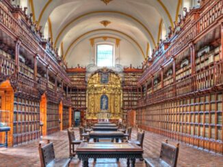 Biblioteca Palafoxiana, die älteste öffentliche Bibliothek Amerikas, wurde von einem Bischof gegründet.