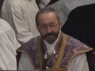Don Alberto Secci, Pfarrer von Vocogno, gestern bei der Predigt.