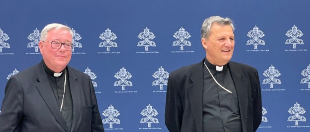 Die Kardinäle Jean-Claude Hollerich SJ und Mario Grech, die Spitze der Synodalitätssynode, wurden gestern erneut von Papst Franziskus empfangen.