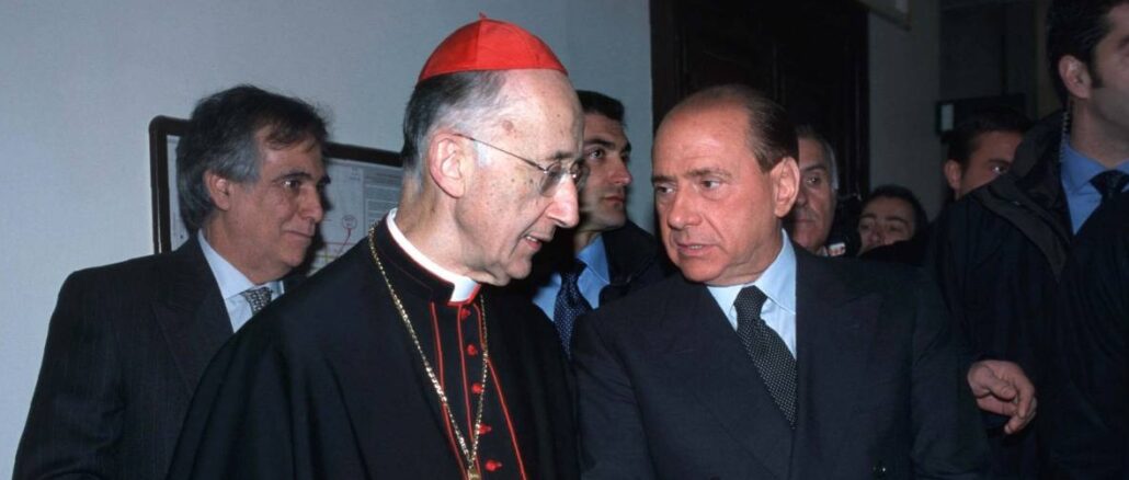 Kardinal Camillo Ruini mit Silvio Berlusconi